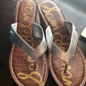 Sam Edelmon 7 1/2 slip on thong toe w/ cork heel.
